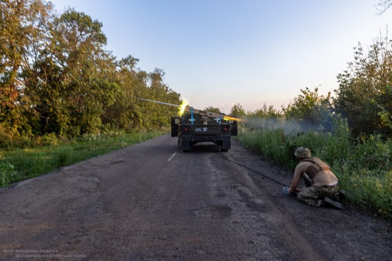 Працює рота протитанкових ракетних комплексів. Вугледарський напрямок